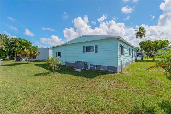 1213 Gardenia DR, Sebastian, FL 32976