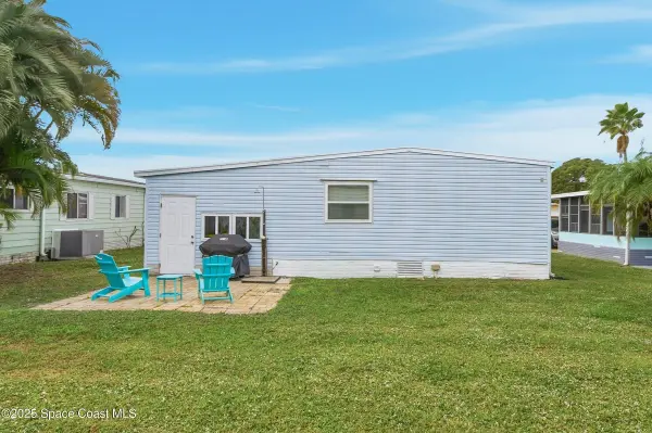 1209 Gardenia DR, Barefoot Bay, FL 32976