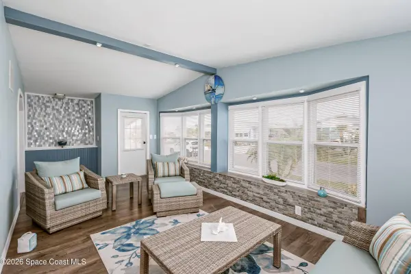 914 Hyacinth CIR, Barefoot Bay, FL 32976