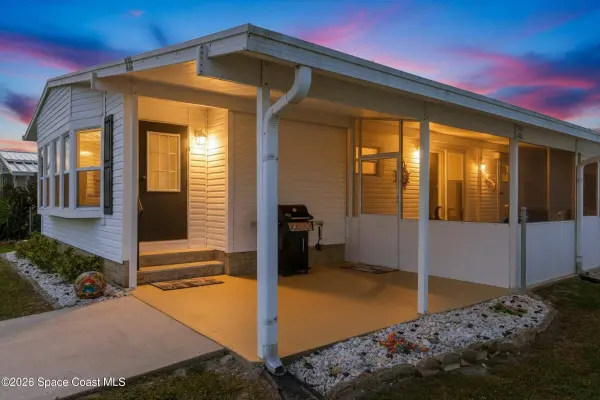 914 Hyacinth CIR, Barefoot Bay, FL 32976