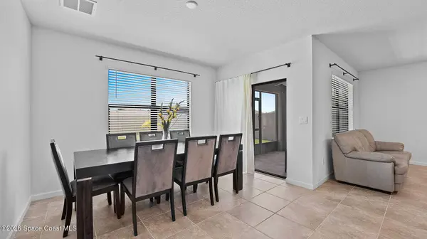 1003 Remington Green DR SE, Palm Bay, FL 32909