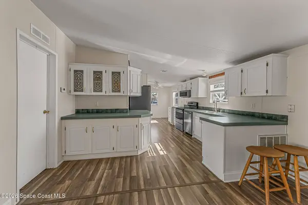 3132 Indian River DR NE, Palm Bay, FL 32905