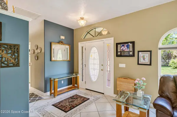 3721 Noah CT, Grant-valkaria, FL 32909