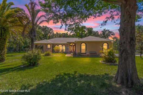 3721 Noah CT, Grant-valkaria, FL 32909