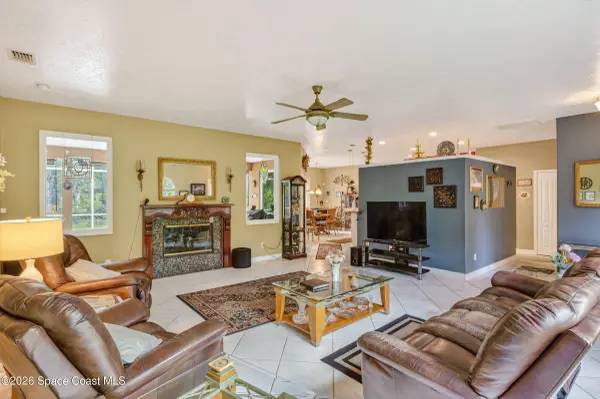 3721 Noah CT, Grant-valkaria, FL 32909