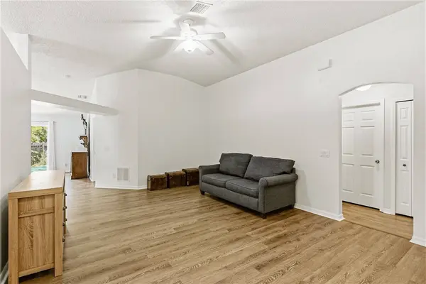 8216 100th CT, Vero Beach, FL 32967