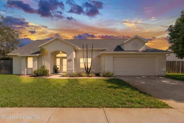 910 Brookshire CIR