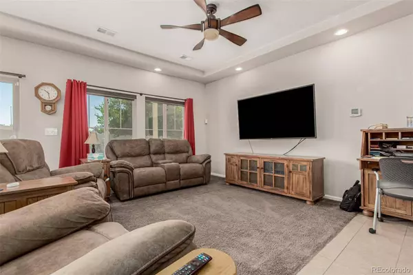 5568 Ceylon ST, Denver, CO 80249