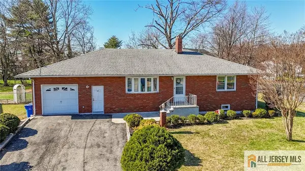 10 Jackson AVE, South Plainfield, NJ 07080