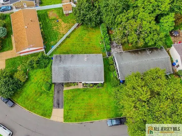 19 Purdue RD, Old Bridge, NJ 08859