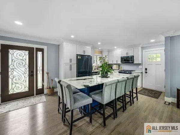 19 Purdue RD, Old Bridge, NJ 08859