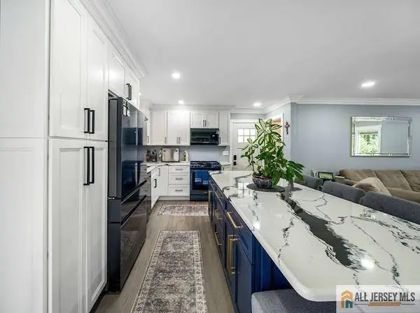 19 Purdue RD, Old Bridge, NJ 08859