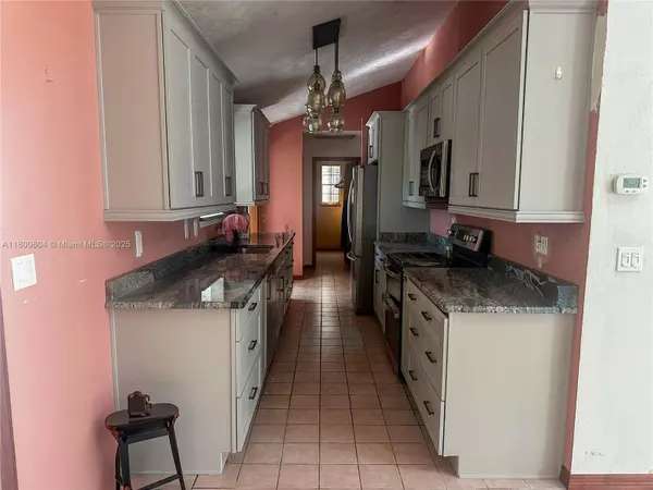 3123 Tamarind Drive, Other City - In The State Of Florida, FL 32141