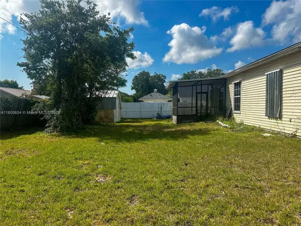 3123 Tamarind Drive, Other City - In The State Of Florida, FL 32141