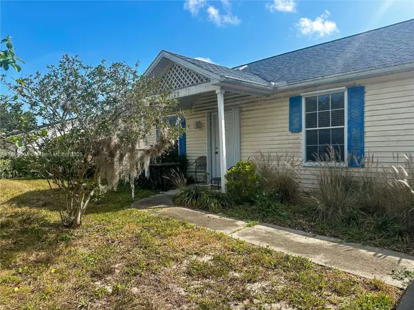 3123 Tamarind Drive, Other City - In The State Of Florida, FL 32141