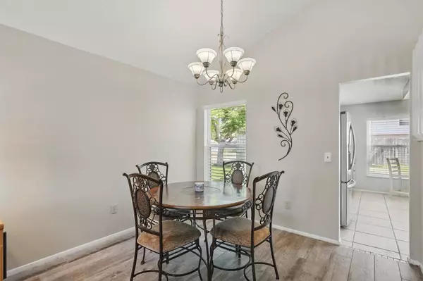 879 MATT LN, Port Orange, FL 32127