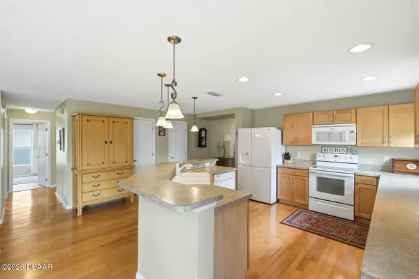608 Aeolian DR, New Smyrna Beach, FL 32168