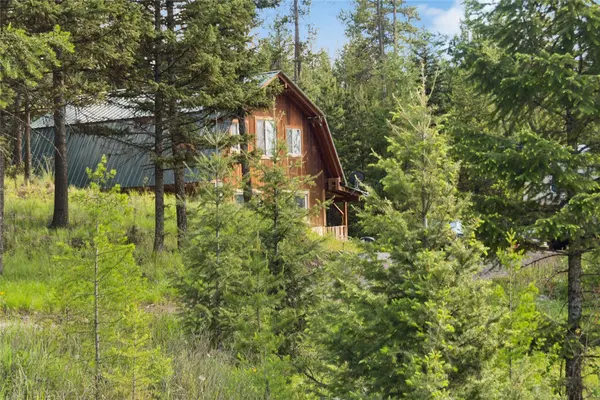 8100 US Highway 2 W, Marion, MT 59925