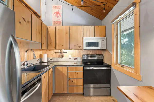 37 Alder WAY #37, Whitefish, MT 59937