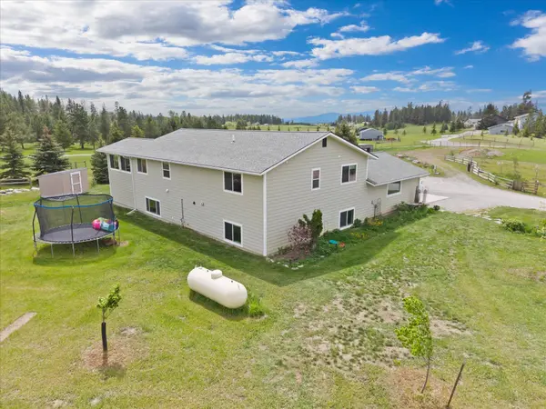 133 Fox View TRL, Kalispell, MT 59901