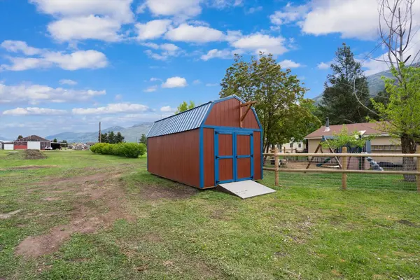 853 Berne RD, Columbia Falls, MT 59912
