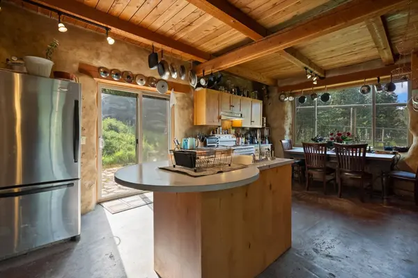 2950 Lower Lost Prairie RD, Marion, MT 59925