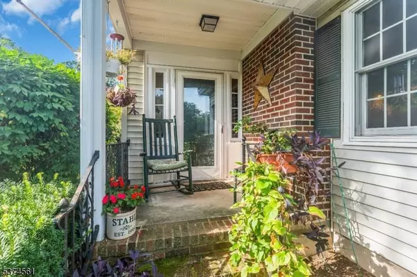 4 Washington Ave, Franklin Twp., NJ 08540