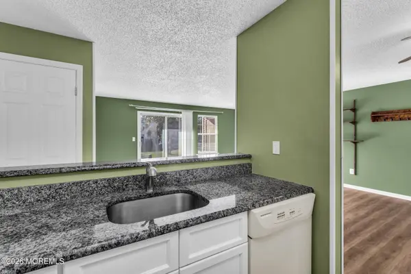 23 Crop Court, Tinton Falls, NJ 07753