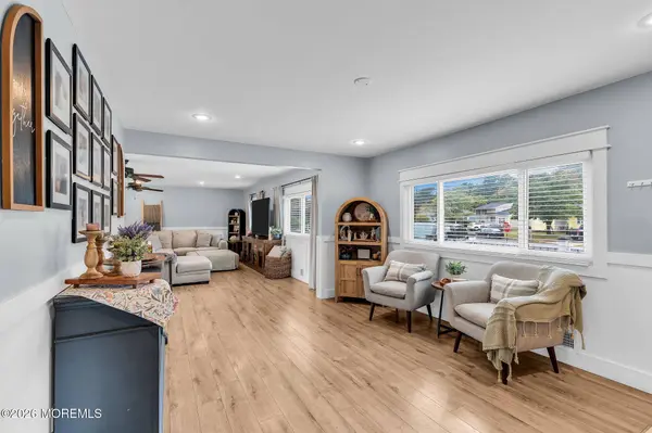 1207 Cattus Island Boulevard, Toms River, NJ 08753