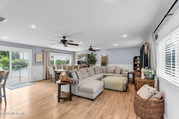 1207 Cattus Island Boulevard, Toms River, NJ 08753