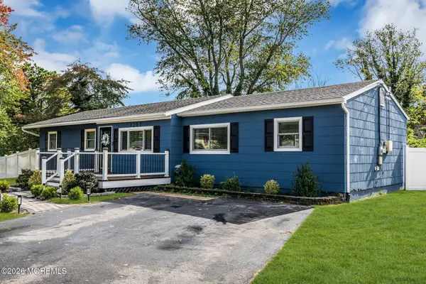 1207 Cattus Island Boulevard, Toms River, NJ 08753