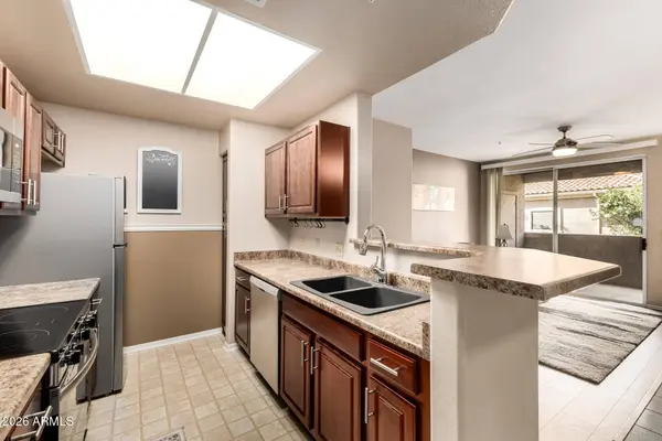 3830 E LAKEWOOD Parkway E #2031, Phoenix, AZ 85048