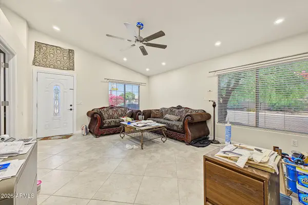 6403 W LARIAT Lane, Phoenix, AZ 85083