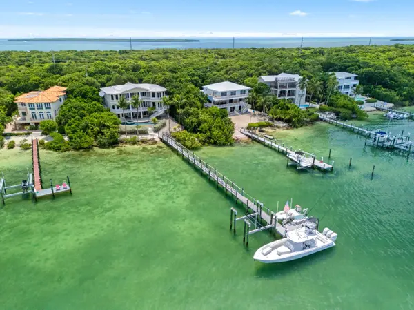 104 Coastal DR, Key Largo, FL 33037
