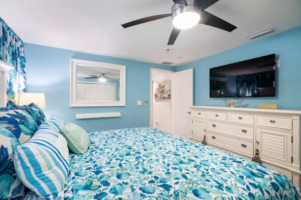 201 Pimilico LN, Key Largo, FL 33037