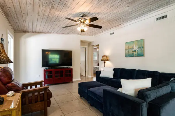 148 Sunrise DR, Key Largo, FL 33070