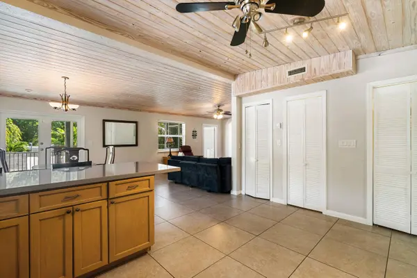 148 Sunrise DR, Key Largo, FL 33070