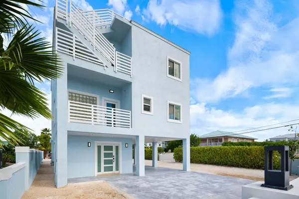 613 Portia CIR