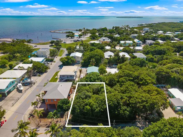 105 Pacific AVE, Key Largo, FL 33070