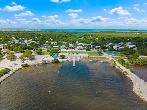107 Pacific AVE, Key Largo, FL 33070