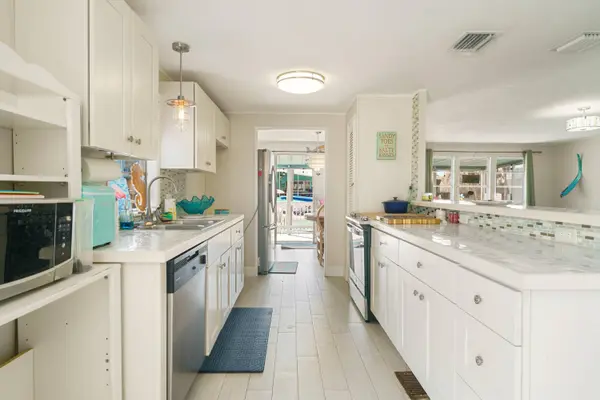 205 Humpty Dumpty DR, Key Largo, FL 33037