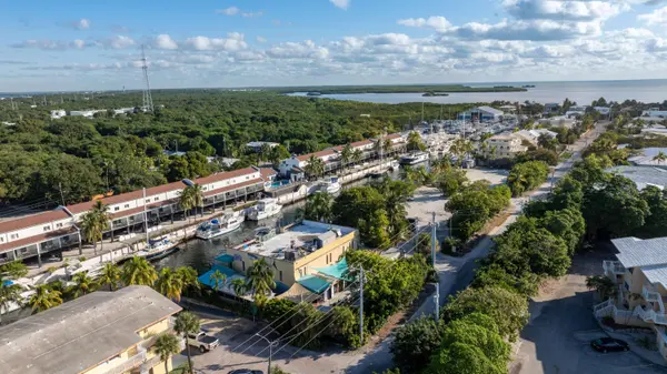 522 Caribbean Drive, Key Largo, FL 33037