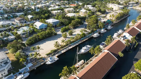 522 Caribbean Drive, Key Largo, FL 33037