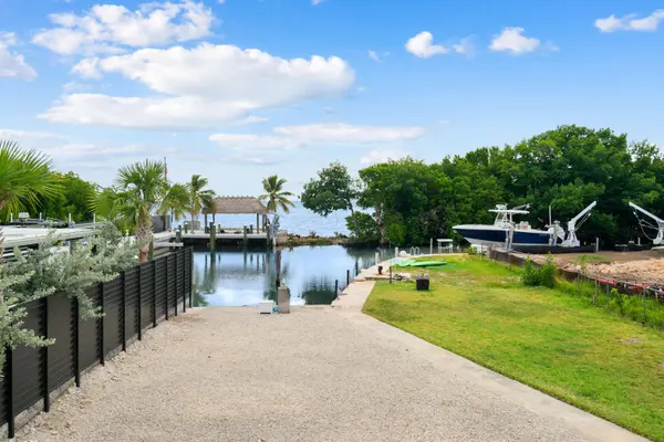 127 Seaside AVE, Key Largo, FL 33037