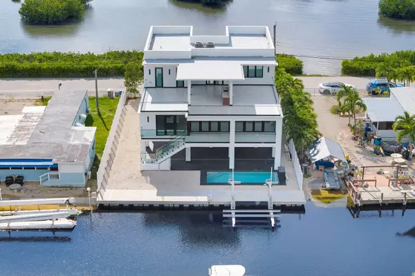 141 Grassy Road, Key Largo, FL 33037