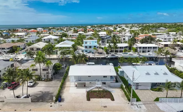 392 Laguna Avenue, Key Largo, FL 33037