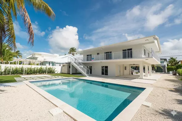 392 Laguna Avenue, Key Largo, FL 33037