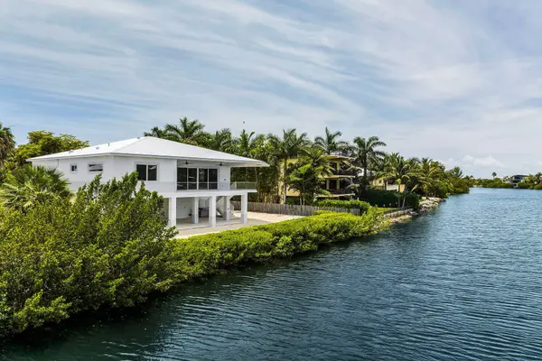 N 38 Bounty LN, Key Largo, FL 33037
