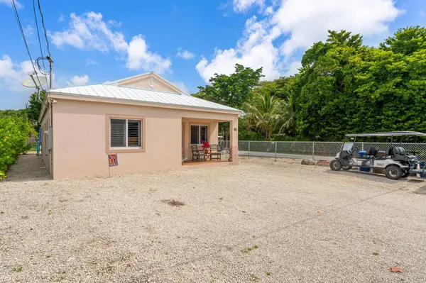 16 Jewfish AVE