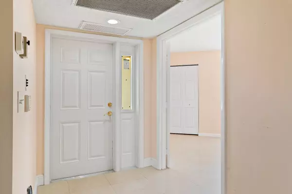 2515 SE 19th Place ##108-A, Other, FL 33035